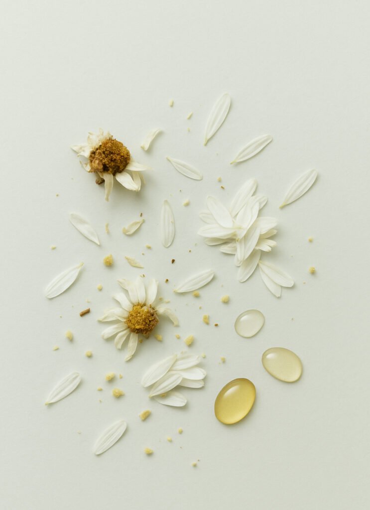 Bisabolol – soothing chamomile-derived ingredient in Naccentia skincare